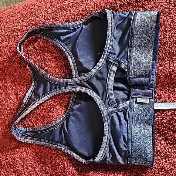 STUNNING AERIE MISSES  METALLIC NAVY SILVER RACERBACK SPORTS BRA - Picture 2 of 7